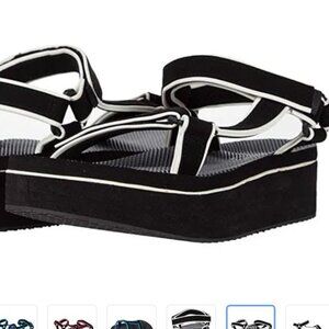 Yellow Box Tammee Black and White- Size 10